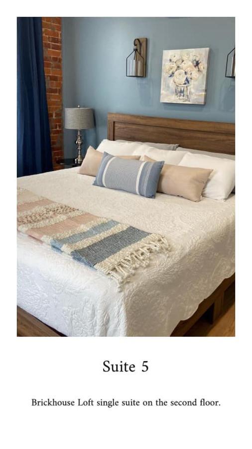 Brickhouse Loft - A Boutique Hotel 마틴즈빌 외부 사진
